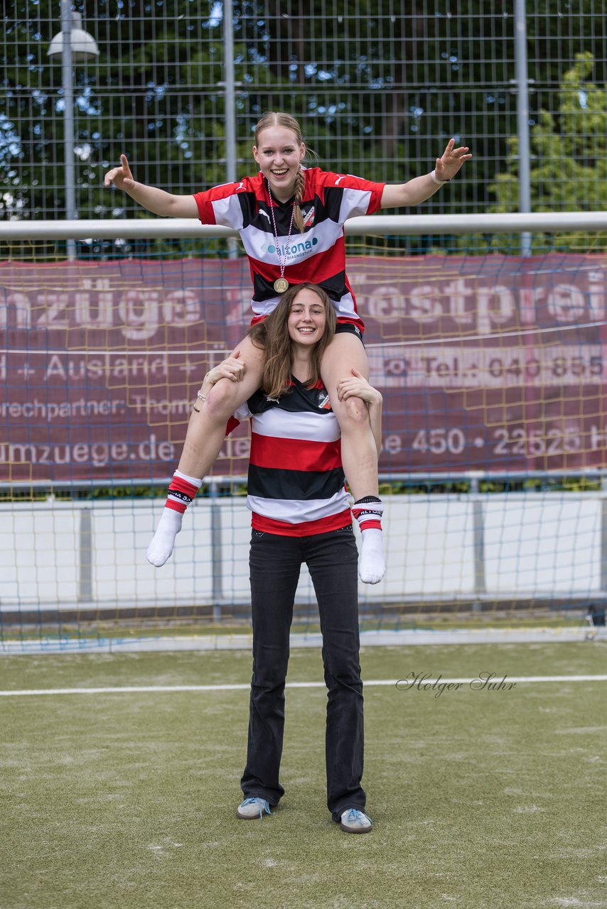 Bild 253 - wCJ Ballfreunde Pokal Finale  Altona 93 - Eimsbuetteler TV : Ergebnis: 0:2